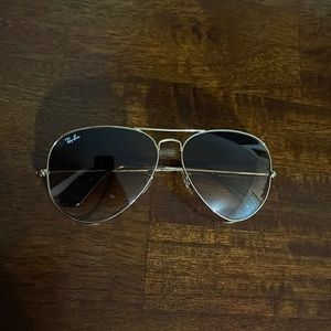 Ray-Ban Aviator Sunglasses